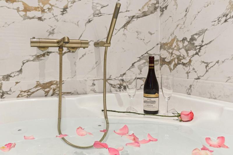 Lavie Maison Hot Tub And Ac Near Arc De Triomphe Appartement