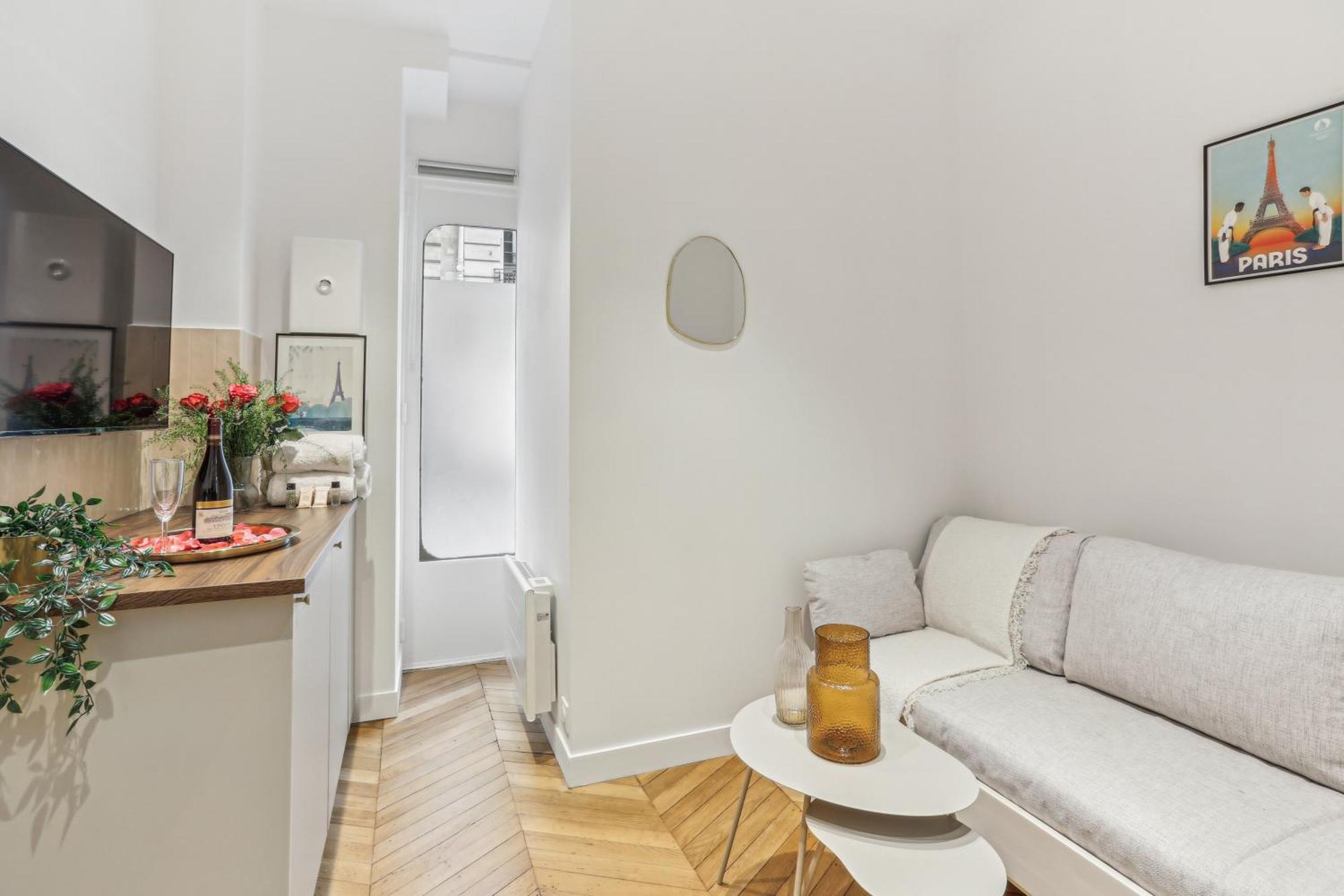 Lavie Maison Hot Tub And Ac Near Arc De Triomphe Appartement Parijs