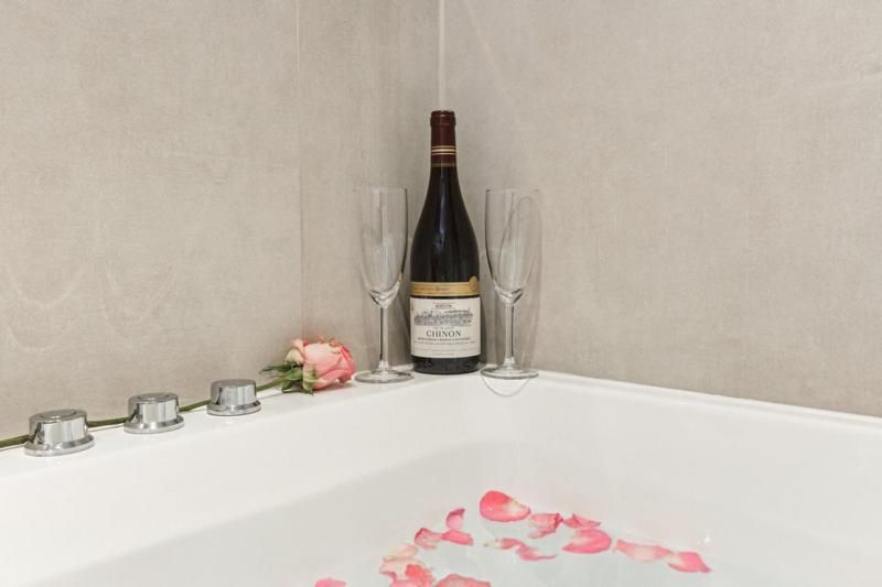 Lavie Maison Hot Tub And Ac Near Arc De Triomphe Appartement *